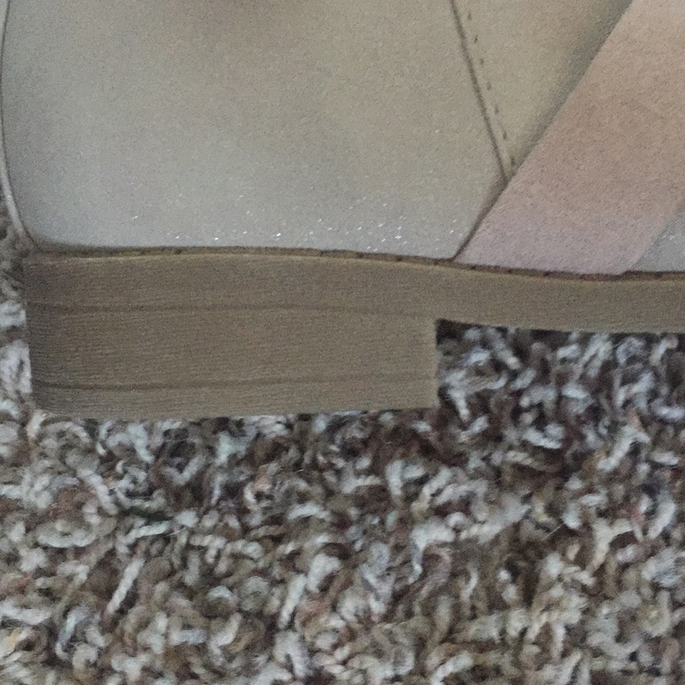 boots - Picture 2 of 3